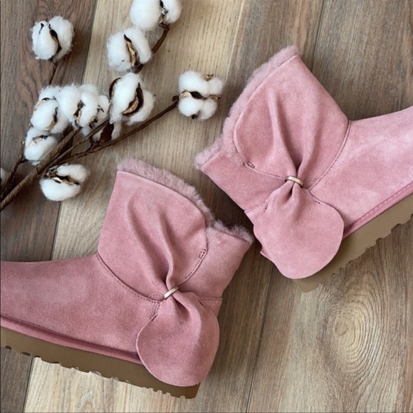 UGG Shoes - 🌿UGG- CLASSIC MINI WISP BOOTS🌿